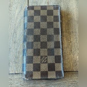 Authentic Louis Vuitton Damier Ebene bifold